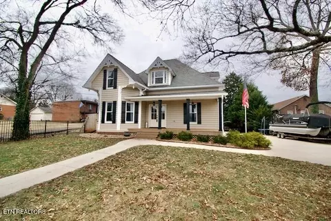 143 S Magnolia St, Maryville, TN 37803