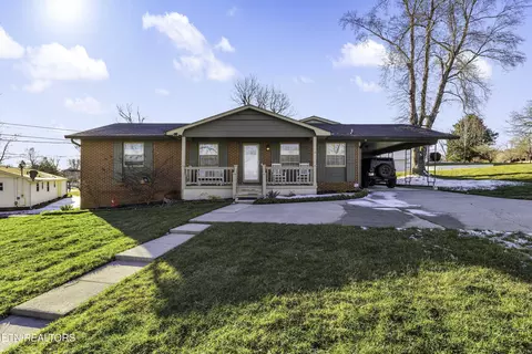 2608 Shropshire Blvd, Powell, TN 37849
