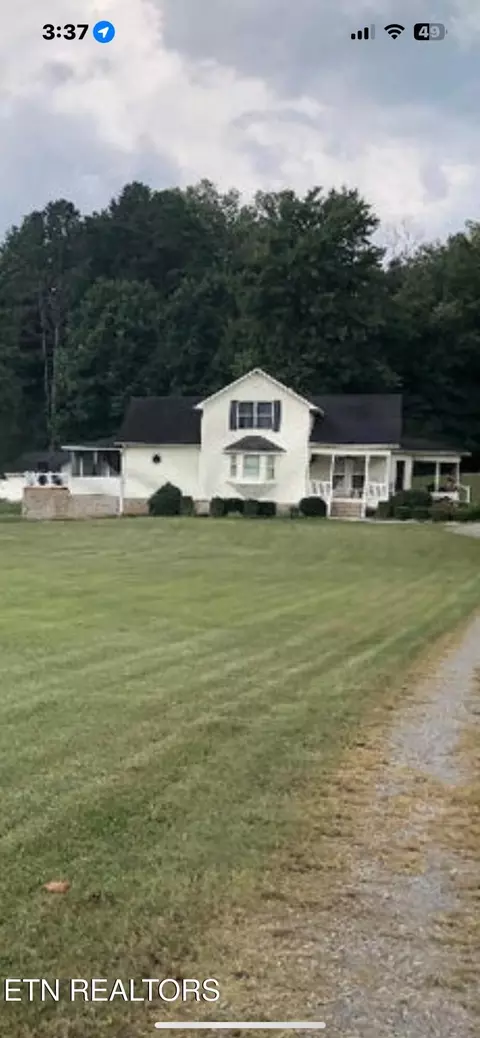 6107 Stormer Rd, Knoxville, TN 37918