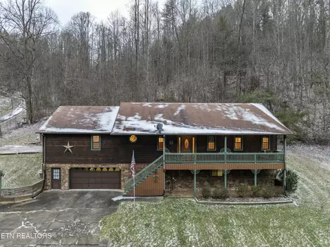 146 Barnett Hollow Rd, Erwin, TN 37650