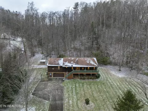 146 Barnett Hollow Rd, Erwin, TN 37650 photo 2