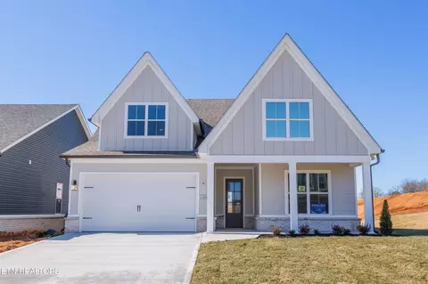 2545 Maroon Bells Rd, Knoxville, TN 37932