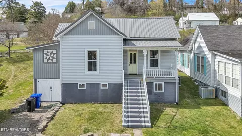 334 Marshall St, Clinton, TN 37716