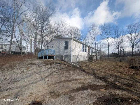 286 Robin Ct, Crossville, TN 38571