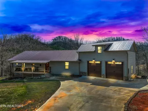 111 Loftis Hill Rd, Englewood, TN 37329