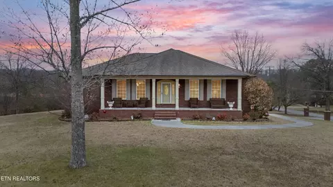 6632 Lambent Ln, Knoxville, TN 37918