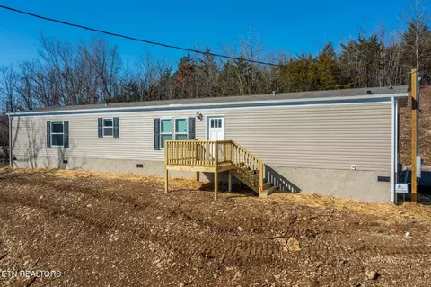 180 Tazewell Pike, Luttrell, TN 37779