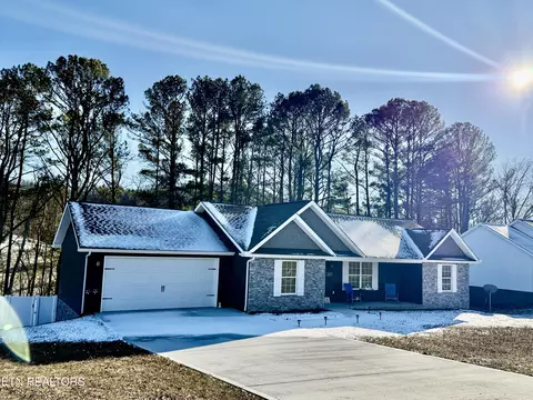 260 Milo Cir, Tazewell, TN 37879