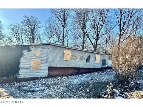 279 Brown Ln, Speedwell, TN 37870