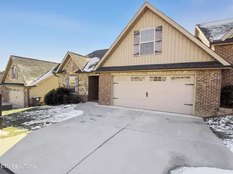 Exterior - 175 Stonefield Dr, Harrogate, TN 37752 photo 2 of 4