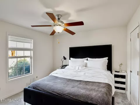 Bedroom - 175 Stonefield Dr, Harrogate, TN 37752 photo 3 of 9
