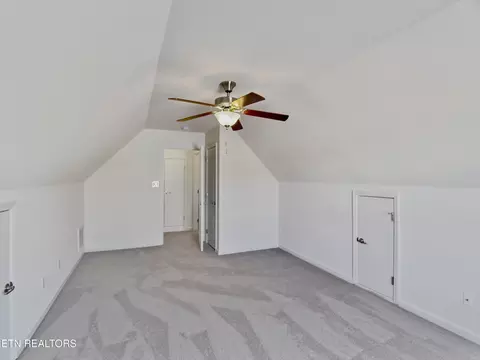 Bedroom - 175 Stonefield Dr, Harrogate, TN 37752 photo 8 of 9