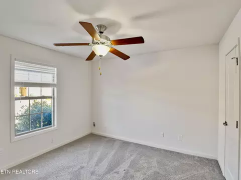 Bedroom - 175 Stonefield Dr, Harrogate, TN 37752 photo 2 of 9