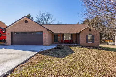 519 Berkford Rd, Knoxville, TN 37918