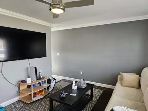 Other - 524 E Lothbury Ave, Middlesboro, KY 40965 photo 2 of 5
