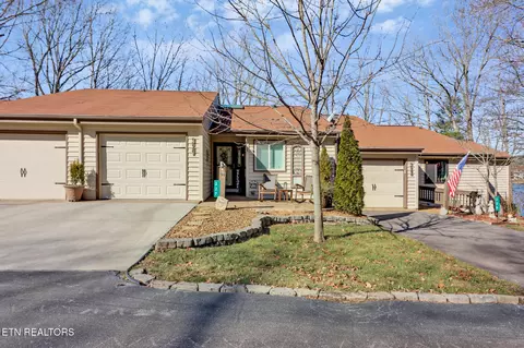 327 Lake Catherine Cir, Crossville, TN 38558