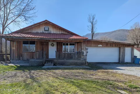 1813 Winchester Ave, Middlesboro, KY 40965
