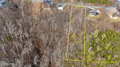 827 Sourwood Drive Dr, Gatlinburg, TN 37738