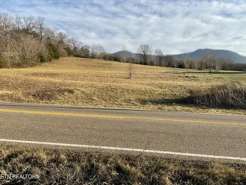 4173 Newport Hwy, Sevierville, TN 37876