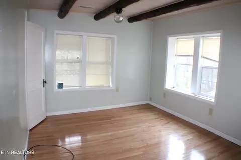 Bedroom - 640 Nettleton Rd, Harrogate, TN 37752 photo 2 of 3