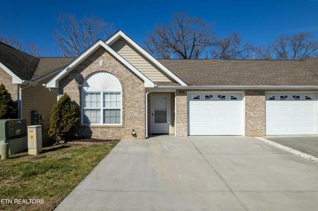 717 Graham Way, Knoxville, TN 37912 | MLS# 1288242 | 31 Photos - Movoto