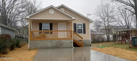 4206 Tomlinson St, Knoxville, TN 37920