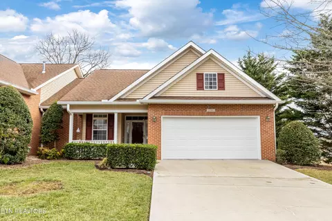 1100 Glenmora Grove Way, Knoxville, TN 37923