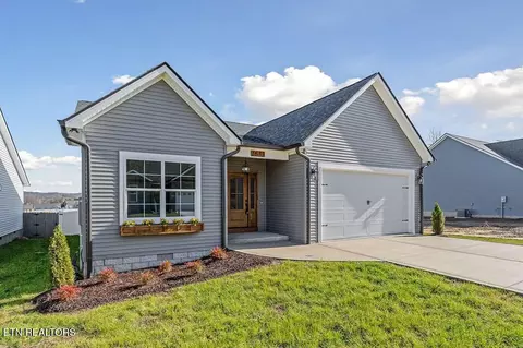1633 Links Dr, Cookeville, TN 38506
