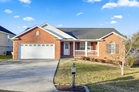 4115 Oakstone Ln, Knoxville, TN 37918