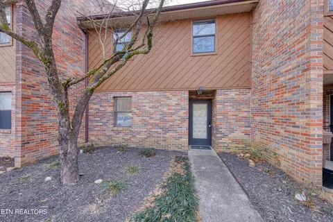 2914 La Villas Dr #1202, Knoxville, TN 37917