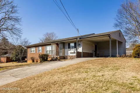 1425 Belleville Ave, Maryville, TN 37803