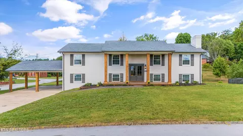 102 Timbercrest Dr, Clinton, TN 37716