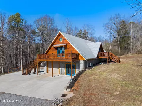 204 New Englewood Rd, Athens, TN 37303