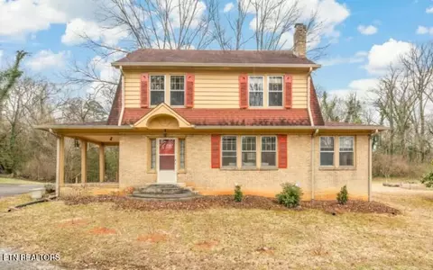 2616 Delrose Dr, Knoxville, TN 37914