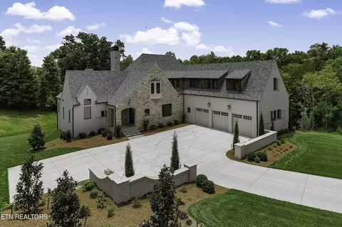 2307 Woodland Reserve Ln, Knoxville, TN 37919