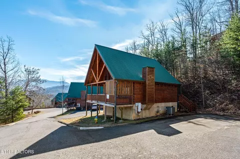 4701 Nottingham Heights Way, Pigeon Forge, TN 37863