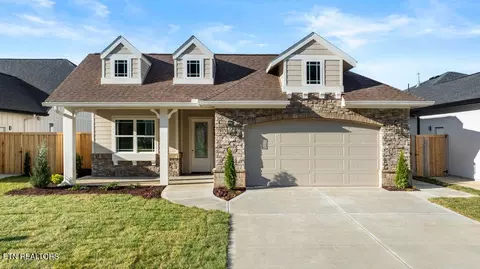 131 E Westcott Overlook, Oak Ridge, TN 37830