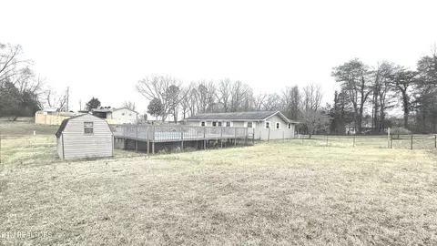 Exterior - 6200 Mcneely Rd, Corryton, TN 37721 photo 3 of 4