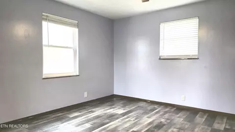Bedroom - 6200 Mcneely Rd, Corryton, TN 37721 photo 2 of 2