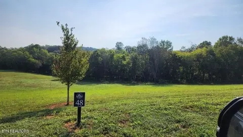 48 River Ridge Dr, Dunlap, TN 37327