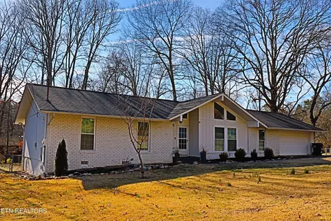 1513 Blackwood Dr, Knoxville, TN 37923