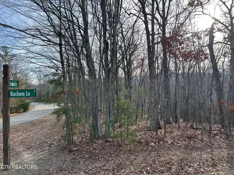 21 Bacham Ln, Crossville, TN 38558