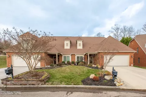 2504 Maple Branch Ln, Knoxville, TN 37912