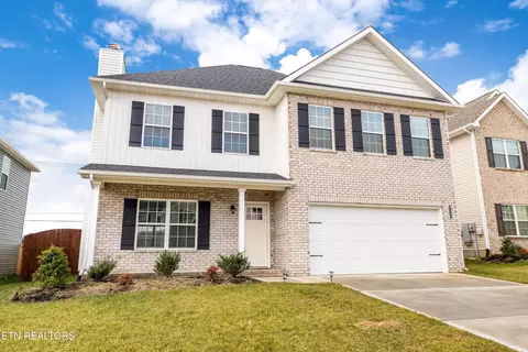 8123 Zenith Ln, Powell, TN 37849