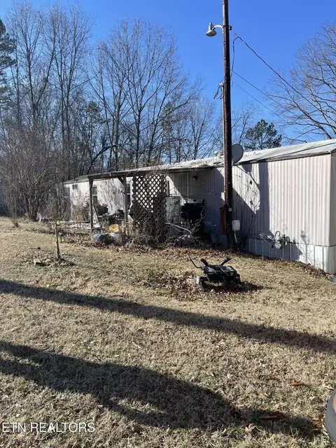 17670 Clear Branch Rd, Loudon, TN 37774