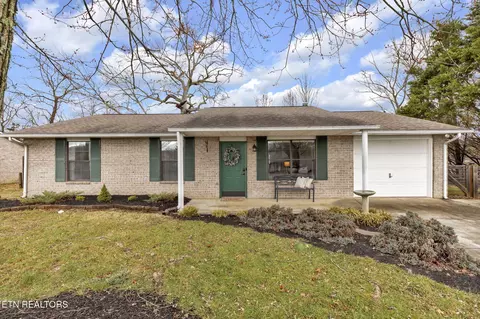 851 Jennifer Dr, Knoxville, TN 37938