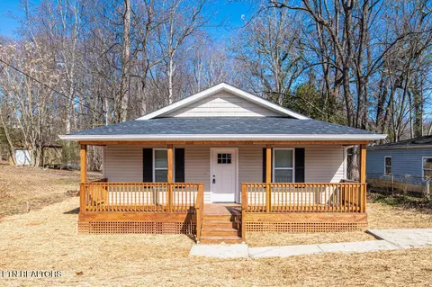117 Jonathan Ln, Oak Ridge, TN 37830