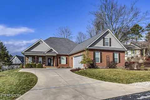 140 Chahyga Way, Loudon, TN 37774
