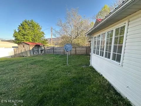Exterior - 317 Melody Dr, Ewing, VA 24248 photo 10 of 19