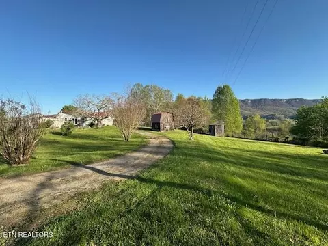 Exterior - 317 Melody Dr, Ewing, VA 24248 photo 6 of 19